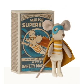 Kleiner Bruder. Maus Superheld in der Streichholzschachtel/ Super hero mouse, little brother in matchbox, Maileg