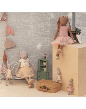 Hase Gr.3, Klassisch - Ballettanzug und Rock creme